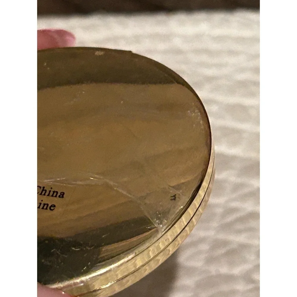 Vintage Compact with Mirror Jeweled Snowflake Gold Tone‎ Enamel Winter White